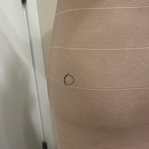 Forever 21 NWT Beige Off-Shoulder Knit Bodycon Bandage Mini Dress Going Out Club - Picture 7 of 9